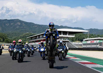 Yamaha Racing Experience: Die R-Modelle werden von der Leine gelassen