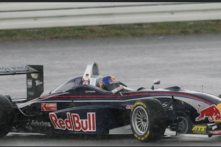 Formel-3-Pilot Sebastian Vettel 2006 auf dem Weg zur Vize-Meisterschaft