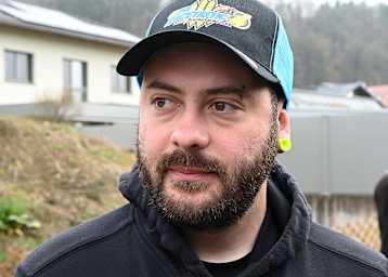 Der Blick von David Datzer schweift Richtung Armoy