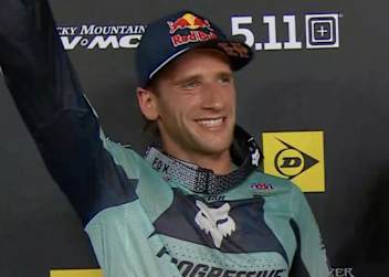 Ken Roczen triumphiert in Detroit