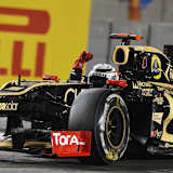 Kimi Räikkönen mit seinem Lotus in Abu Dhabi 2012
