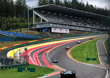 Heck des Aston Martin Valkyrie in Eau Rouge