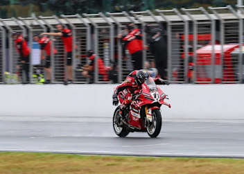 Nicolo Bulega ist ein Regengott