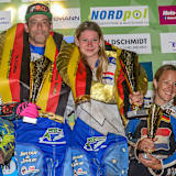 Bridget Portijk (2.v.l.) ist neue Beifahrerin von Markus Brandhofer (r.)