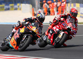 Marc Marquez attackiert Pedro Acosta