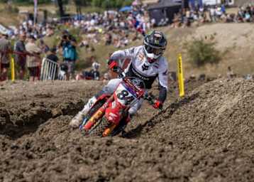 Jeffrey Herlings gewann den ersten Lauf in Foxhills