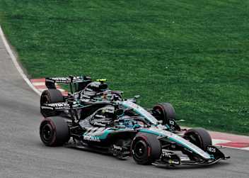 George Russell und Kimi Antonelli lieferten sich in Kanada ein enges Duell