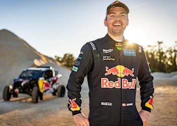 Matthias Walkner freut sich auf sein neues Abenteuer auf vier Rädern