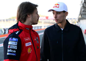 Nicolo Bulega (li.) und Toprak Razgatlioglu