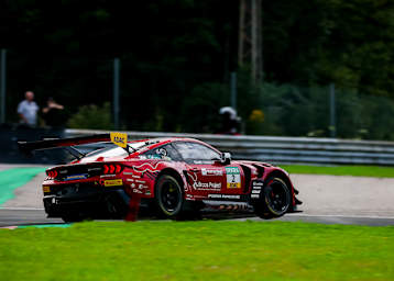Kiano Blum im spektakulären Ford Mustang auf dem Salzburgring