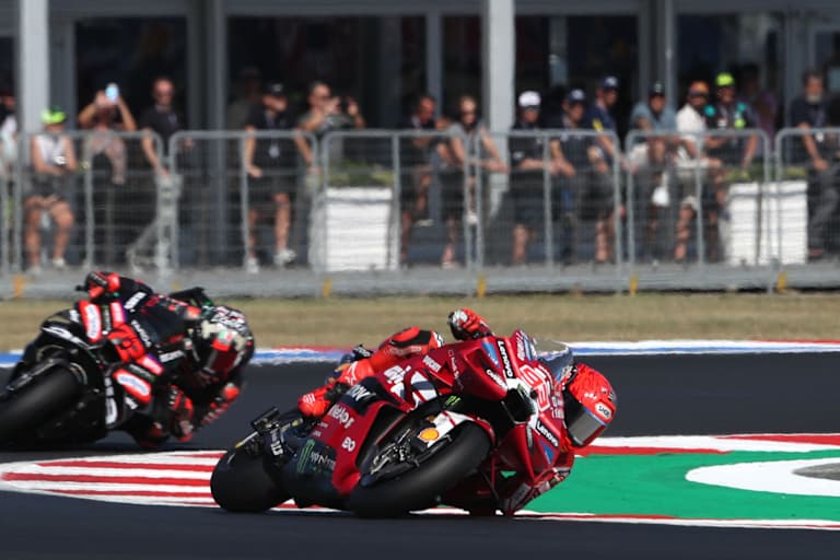 Marc Marquez vor Marco Bezzecchi