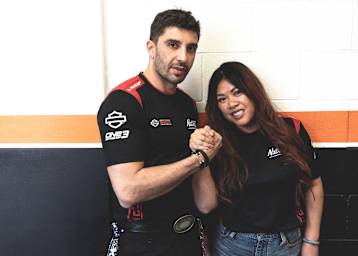 Bagger-Team: Andrea Iannone Angela Khuu von Niti Racing
