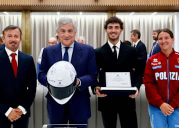 Max Biaggi, Antonio Tajani, Pecco Bagnaia und Kiara Fontanesi (v.l.)