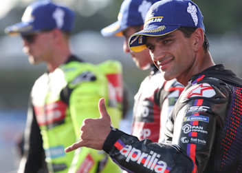 Wieder bei einer Siegerehrung: Aprilia-Pilot Jorge Martin