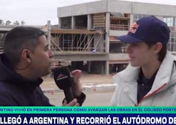 Valentin Perrone beim Ortstermin in Buenos Aires
