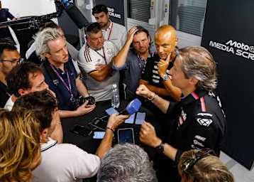 Massimo Rivola (Aprilia) stand den Medien in Brünn für Fragen zur Verfügung