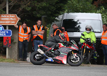 John O’Donovan knapp vor seinem verhängnisvollen Sturz beim Skerries 100