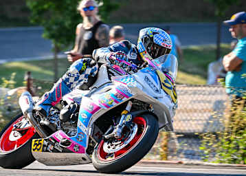 David Datzer auf seiner Sportbike-Aprilia