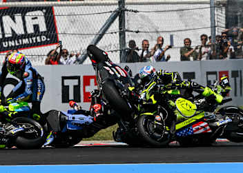 Jorge Martin verursachte in Ungarn einen Massencrash