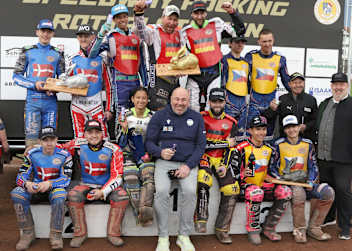 Team Deutschland freute sich über den Sieg in Pocking