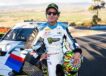 Valentino Rossi am BMW M4 GT3 der WRT-Mannschaft
