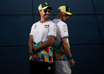 Morbidelli und Di Giannantonio tragen in Misano spezielle Shirts