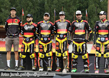 Bis auf Martin Smolinski (3.v.l.) sind noch alle Deutschen dabei