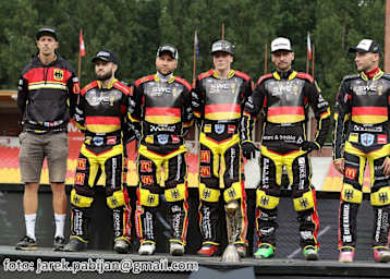 Bis auf Martin Smolinski (3.v.l.) sind noch alle Deutschen dabei