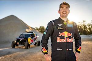 Matthias Walkner freut sich auf sein neues Abenteuer auf vier Rädern