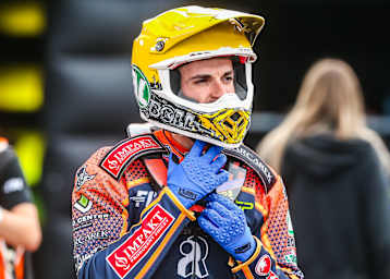 Mikkel Michelsen