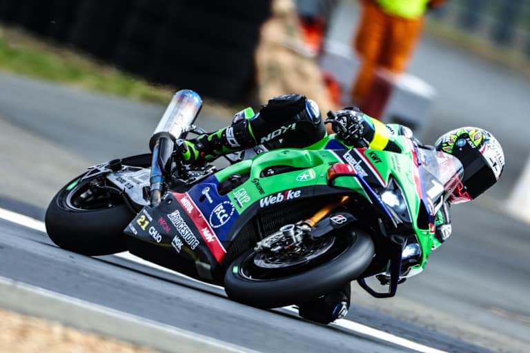 Die Kawasaki mit der Nummer 11 strandete am Sonntagmorgen