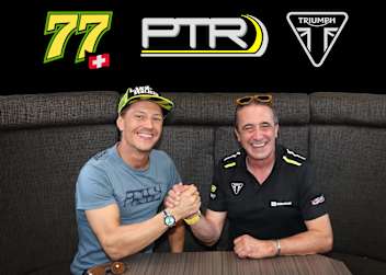 Dominique Aegerter (li.) mit Teamchef Simon Buckmaster