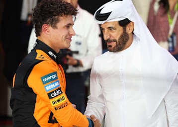 Formel-1-Weltmeister Lando Norris und FIA-Chef Mohammed Ben Sulayem