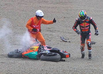 Brad Binder flog im Q1 ab und zerstörte dabei eine KTM RC16