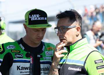 Domi Aegerter (li.) mit seinem Crew-Chief Manuel Cappelletti