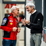 Davide Tardozzi (li.) mit Ducati-Rennchef Gigi Dall'Igna