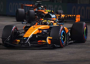 Lando Norris vor Oscar Piastri