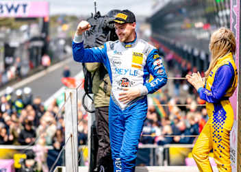 Maximilian Paul steigt zum Lamborghini-Werksfahrer auf