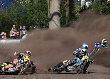 In Heat 6 konnte Dave Meijerink (63) sogar Romano Hummel (666) bezwingen