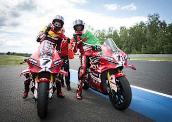 Doppelsieg für Aruba.it Ducati: Iker Lecuona (li.) und Nicolo Bulega