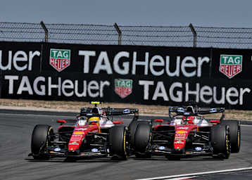 Immer wieder Duelle zwischen Lewis Hamilton und Charles Leclerc