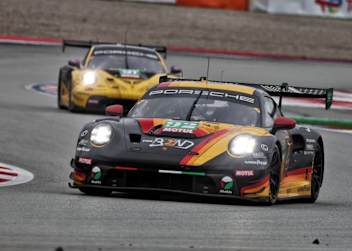 Die beiden Porsche 911 GT3 R LMGT3