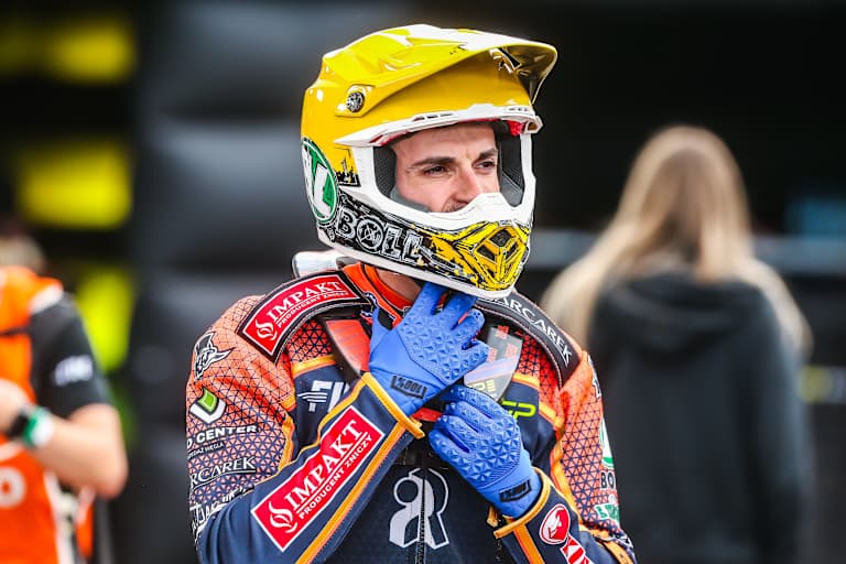 Mikkel Michelsen