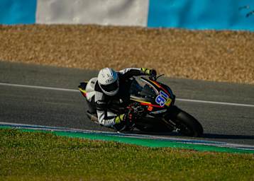 Matteo Vannucci bei Testfahrten mit der Aprilia RS660