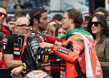 Danilo Petrucci (li.) und Nicolo Bulega in der Saison 2025