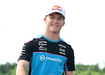Daniel Holgado freut sich über den Aufstieg in die MotoGP