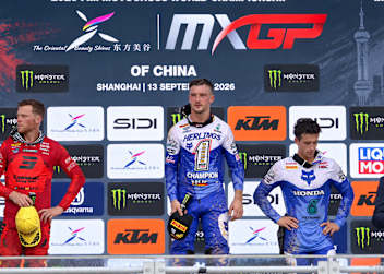 Jeffrey Herlings gewann in Shanghai vor Romain Febvre und Tom Vialle
