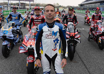 Sylvain Guintoli in seiner speziellen Lederkombi für den London Marathon