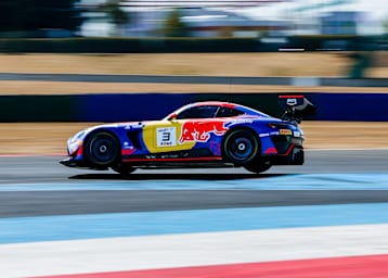 Fliegender Bulle: Max Verstappen startet in Portimão