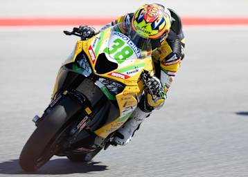 Polesetter David Salvador auf seiner gelben ProDina-Kawasaki